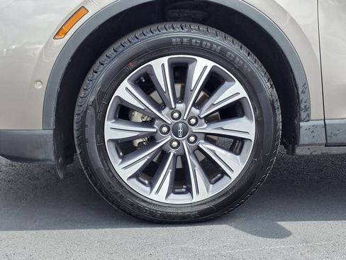 Used 2021 Lincoln Corsair Reserve w/ Equipment Group 201A FWD image 32