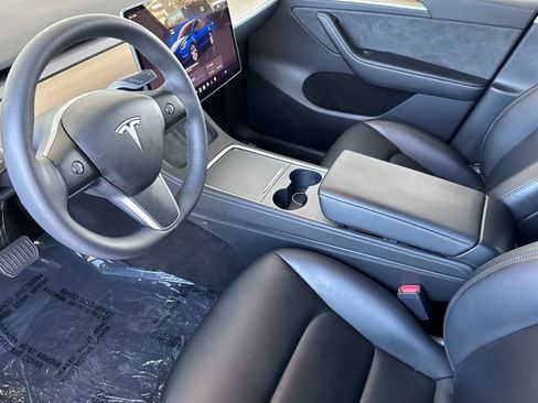 Used 2023 Tesla Model Y Long Range AWD/4WD image 12
