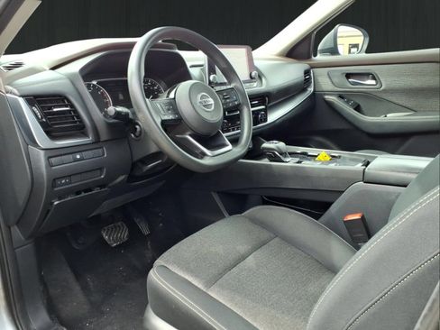 Used 2021 Nissan Rogue SV FWD image 23