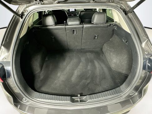 Used 2018 MAZDA CX-5 Touring w/ Preferred Equipment Package FWD image 33