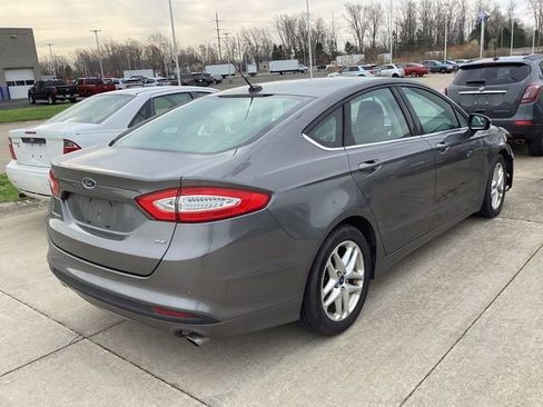 Used 2014 Ford Fusion SE image 11