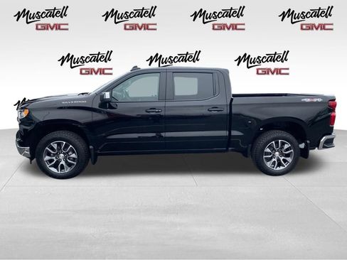 Used 2024 Chevrolet Silverado 1500 LT AWD/4WD image 9