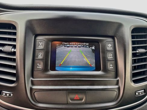Used 2015 Chrysler 200 Limited w/ Convenience Group FWD image 12