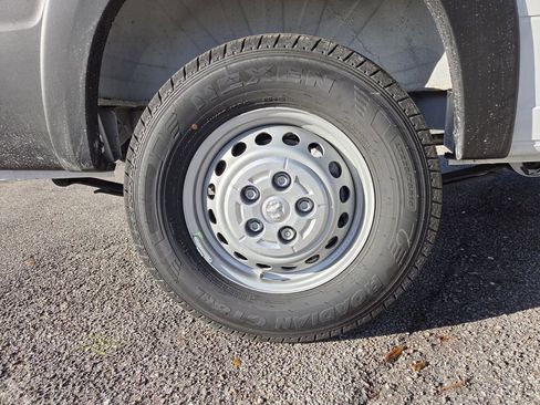 New 2026 RAM ProMaster 2500 w/ Convenience Group FWD image 14