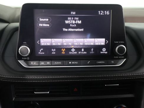 Used 2023 Nissan Rogue SV AWD/4WD image 39