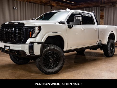 Used 2024 GMC Sierra 3500 Denali Ultimate image 4