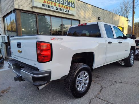 Used 2015 Chevrolet Silverado 2500 LT w/ LT Convenience Package image 10