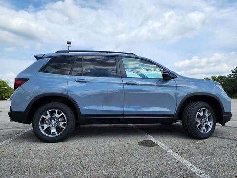 Used 2023 Honda Passport TrailSport image 16