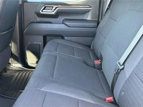 Used 2025 Chevrolet Silverado 1500 LT image 18