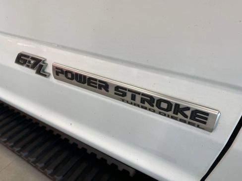 Certified 2022 Ford F350 XL w/ Power Equipment Group image 27