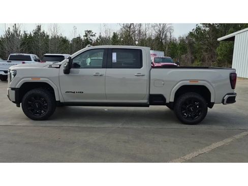 New 2026 GMC Sierra 2500 AT4 w/ AT4 Premium Plus Package image 5