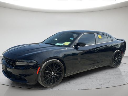 Used 2023 Dodge Charger SXT w/ Blacktop Package RWD image 14