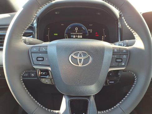 New 2026 Toyota Camry SE image 18
