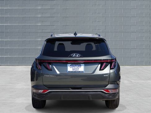 Used 2022 Hyundai Tucson SEL w/ Convenience + Premium Package AWD/4WD image 4