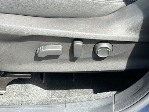 Used 2020 Subaru Forester Premium image 22