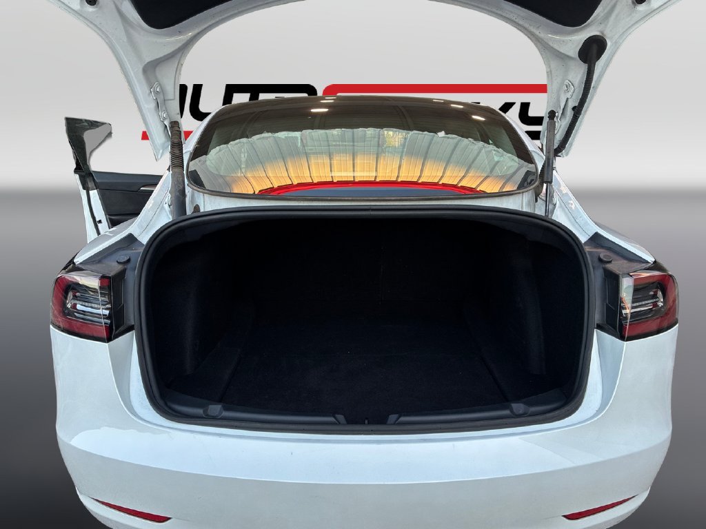 Used 2023 Tesla Model 3 Standard Range RWD image 18