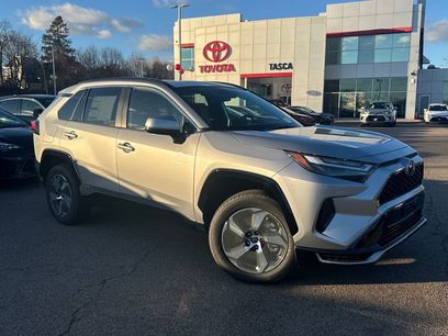 New 2025 Toyota RAV4 SE
