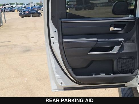 Used 2024 Toyota Tundra Platinum AWD/4WD image 18