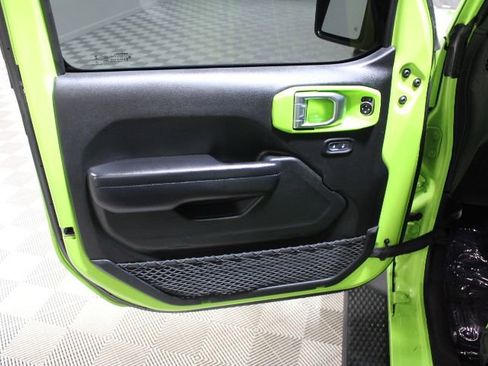 Used 2021 Jeep Wrangler Willys image 17