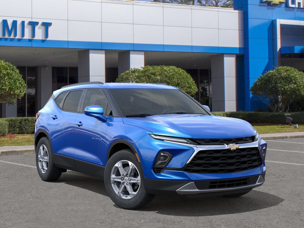 New 2026 Chevrolet Blazer LT w/ Sound & Technology Package FWD image 7
