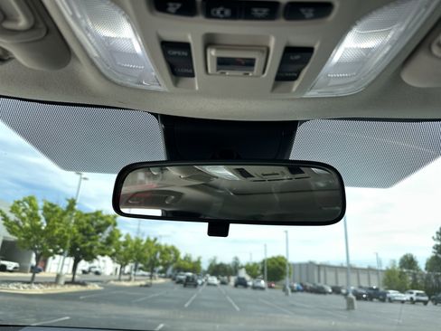 Certified 2021 Toyota Corolla XLE image 27