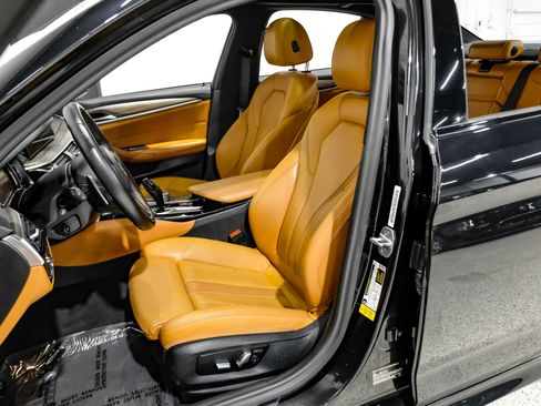 Used 2017 BMW 540i RWD image 33