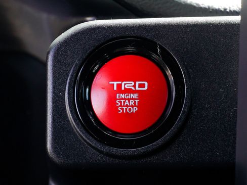 Certified 2024 Toyota Tacoma TRD Sport AWD/4WD image 37
