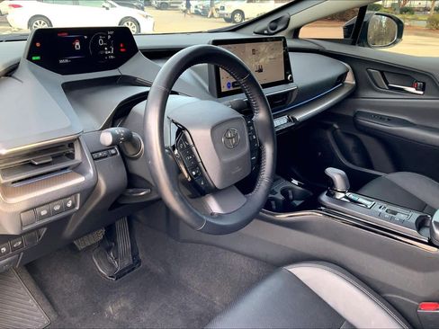 Used 2024 Toyota Prius Limited image 16