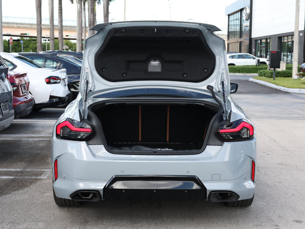 Used 2025 BMW M240i Coupe w/ Premium Package RWD image 7