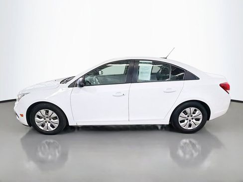 Used 2016 Chevrolet Cruze LS FWD image 6