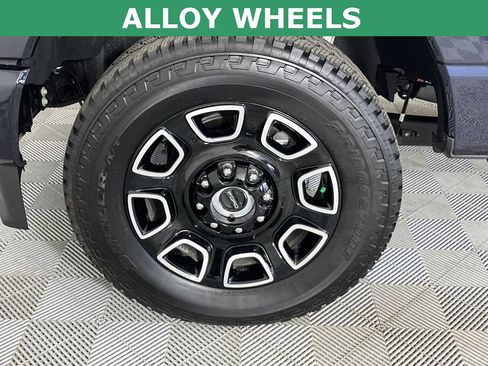 Certified 2025 Ford F350 Platinum image 8