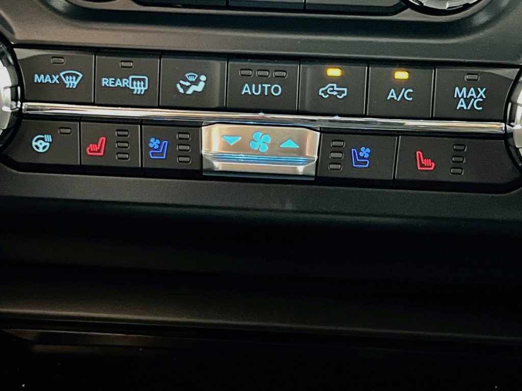 New 2026 Ford F350 Lariat w/ FX4 Off-Road Package AWD/4WD image 24