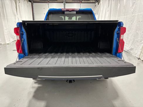 Used 2023 Chevrolet Silverado 1500 LTZ w/ LTZ Premium Package AWD/4WD image 45