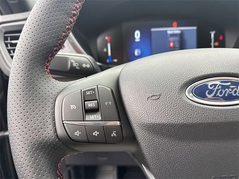 New 2026 Ford Escape ST-Line w/ Cold Weather Package image 19
