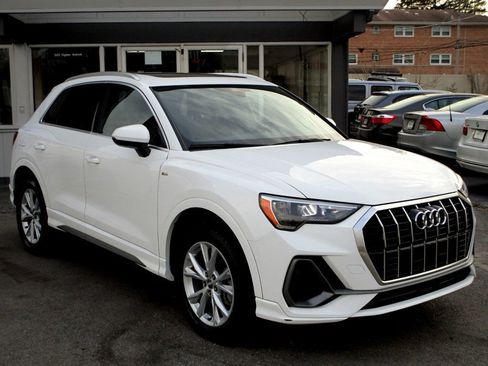 Used 2021 Audi Q3 2.0T Premium w/ Convenience Package AWD/4WD image 7