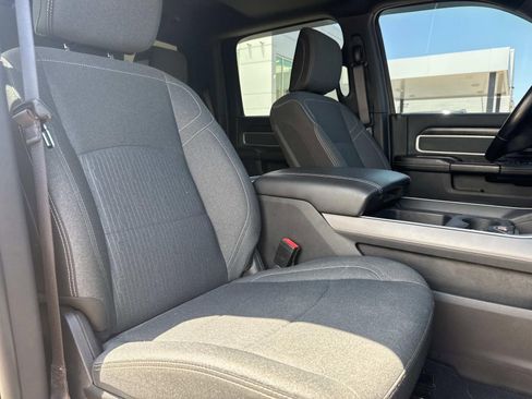 Used 2022 RAM 2500 Big Horn w/ Level A Equipment Group AWD/4WD image 10