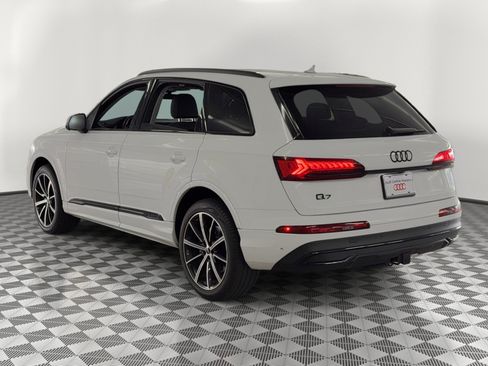 Certified 2023 Audi Q7 3.0T Premium Plus image 3