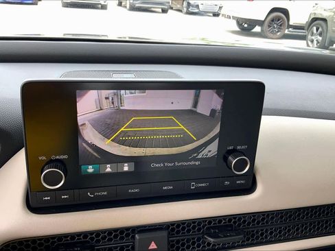 Used 2025 Honda HR-V LX image 29