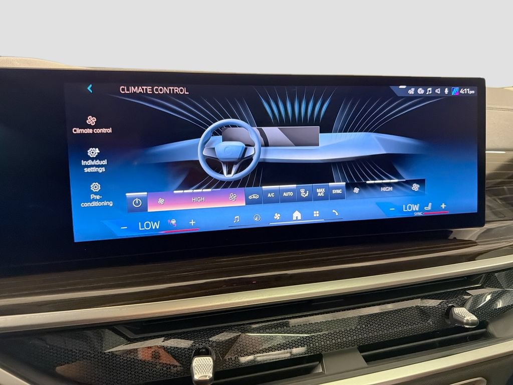 Used 2024 BMW X7 xDrive40i AWD/4WD image 16