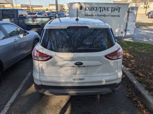 Used 2014 Ford Escape S image 10