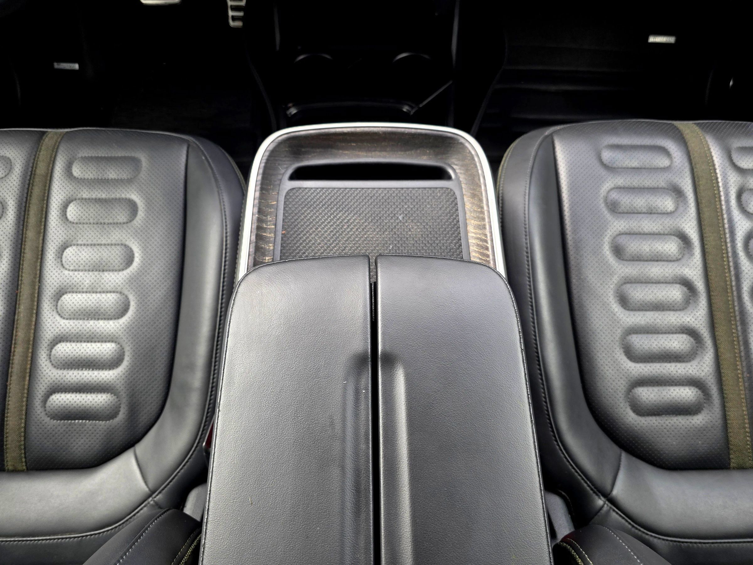 Used 2023 Rivian R1S Adventure Quad AWD/4WD image 40