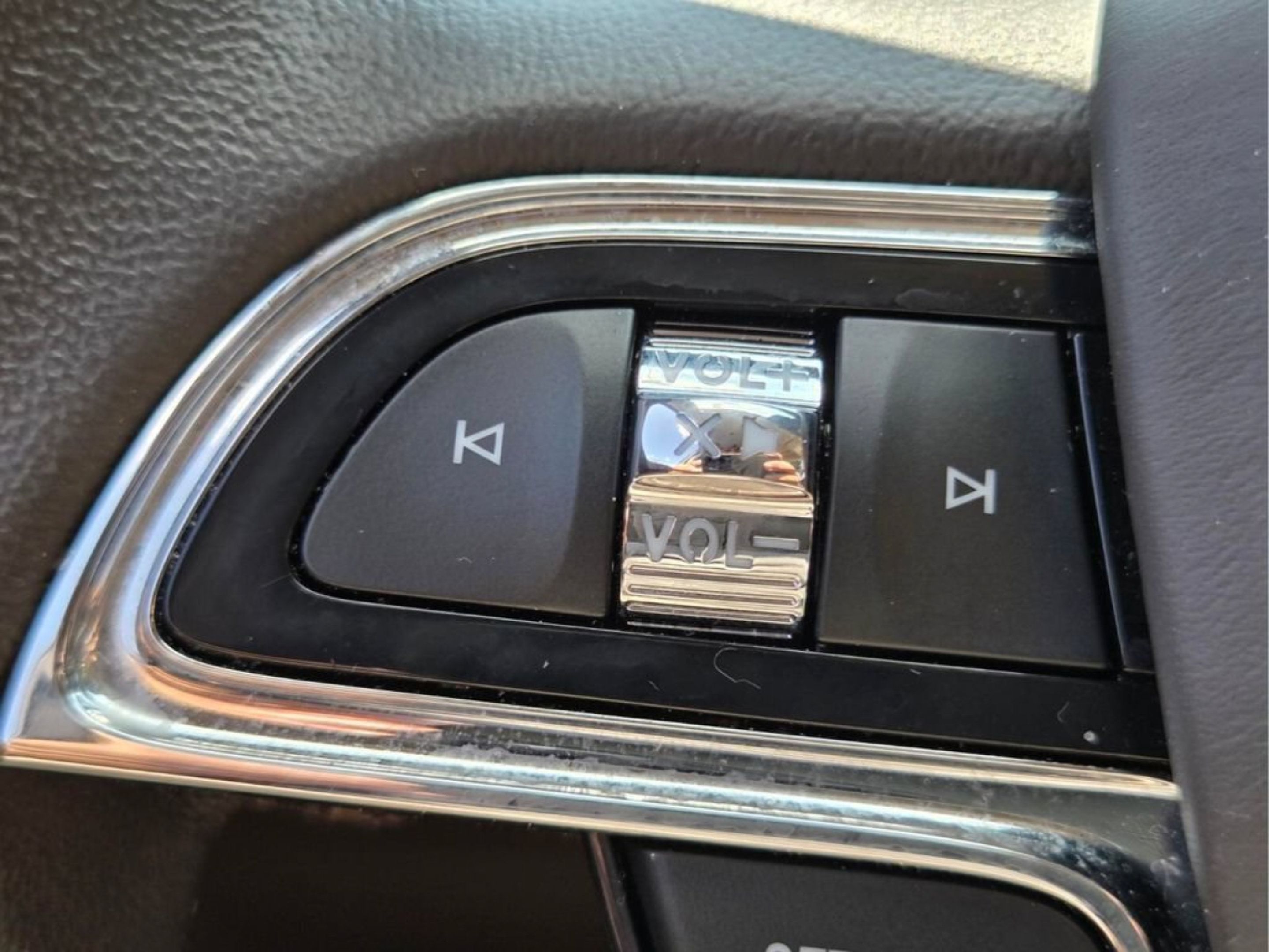 Used 2023 Lincoln Nautilus AWD w/ Premium Package image 31