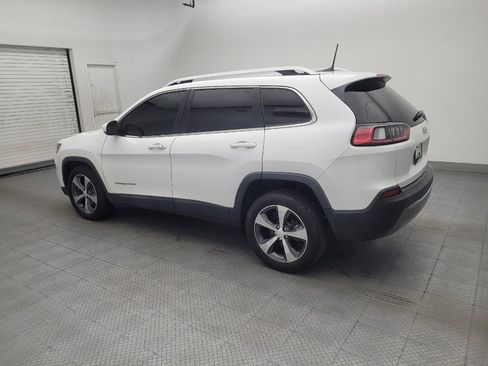 Used 2019 Jeep Cherokee Limited FWD image 3