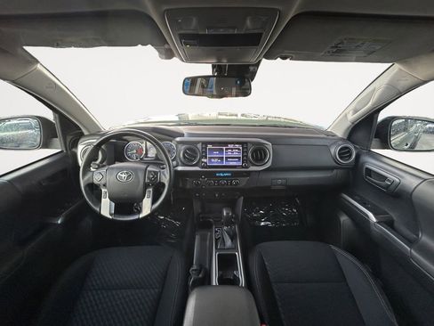 Used 2021 Toyota Tacoma image 13