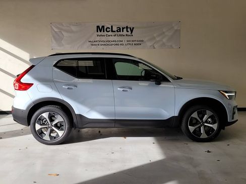 New 2026 Volvo XC40 B5 Plus w/ Protection Package Premier AWD/4WD image 6