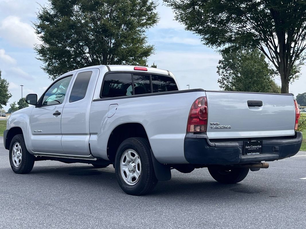 Used 2012 Toyota Tacoma 2WD Access Cab w/ Convenience Pkg image 6