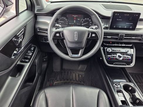Used 2022 Lincoln Corsair FWD image 7