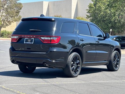 Used 2019 Dodge Durango GT w/ Blacktop Package AWD/4WD image 4