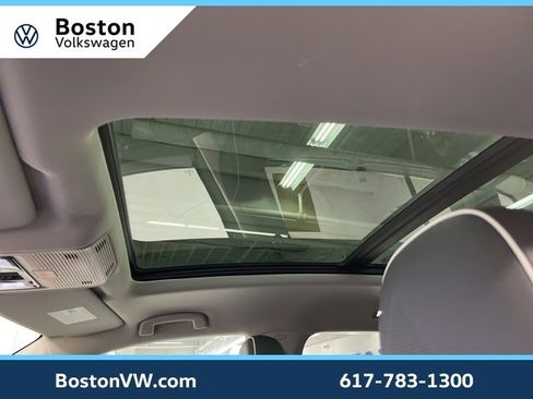 New 2025 Volkswagen Atlas SEL Premium R-Line image 26