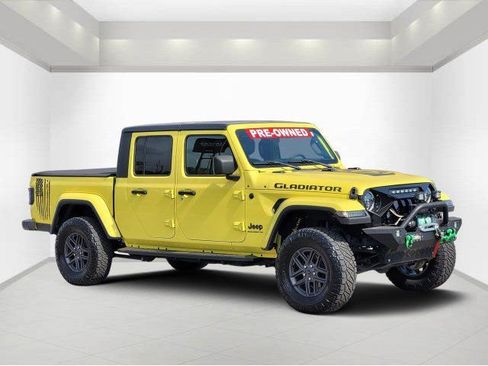 Used 2024 Jeep Gladiator Sport AWD/4WD image 1